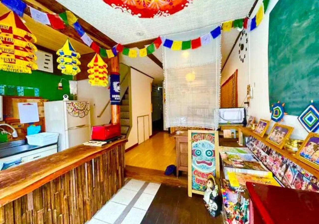 Santana Guest House Osaka Exterior photo